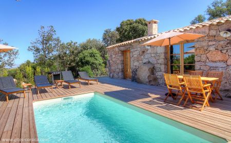 Gite n&deg;25294 Sotta - Corse - Gite &agrave; Sotta, Corse du sud labellis&eacute; Gites de France : la piscine avec la terrasse
